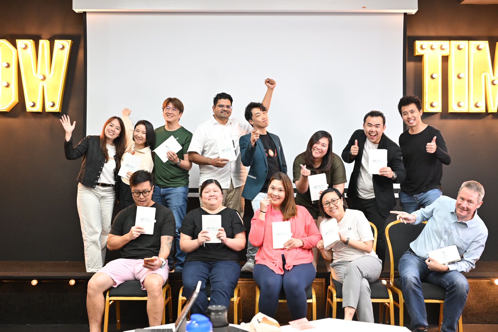 Sam Neo with the Personal Brand Lab community